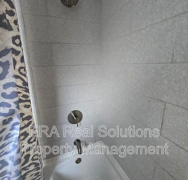 859 Reinhard Ave — Photo 24