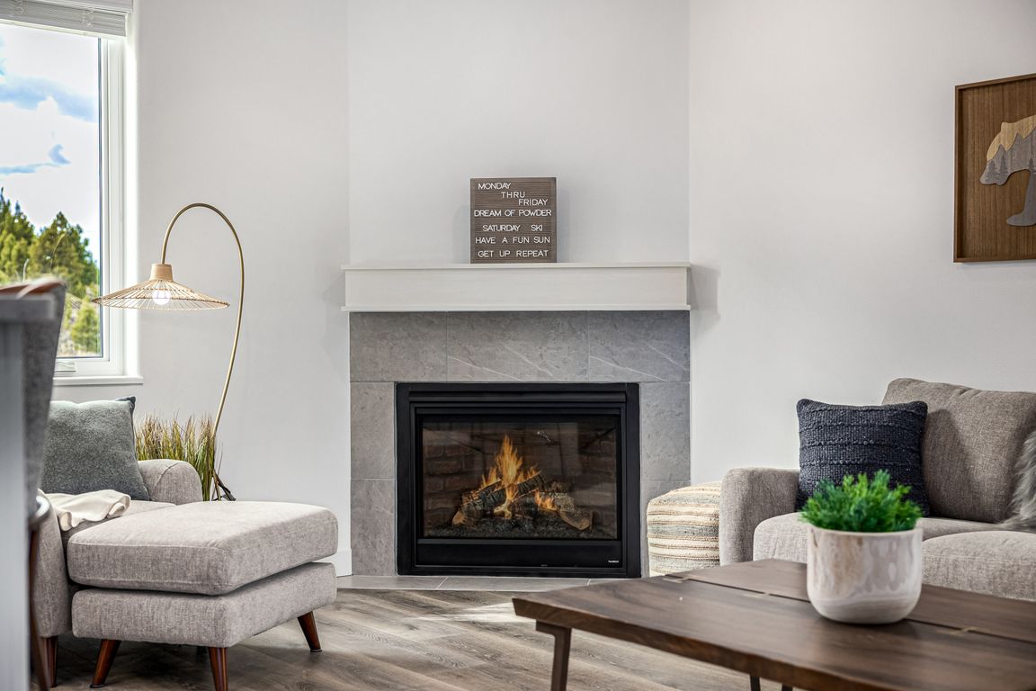 next background image