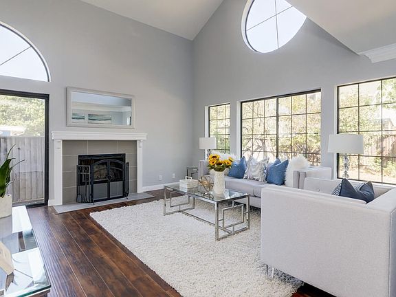 5th image of 2290 Pulgas Ave