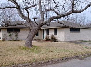 1725 Drost St, Sulphur, LA 70663