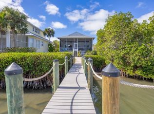 2615 N Beach Rd, Englewood, FL 34223