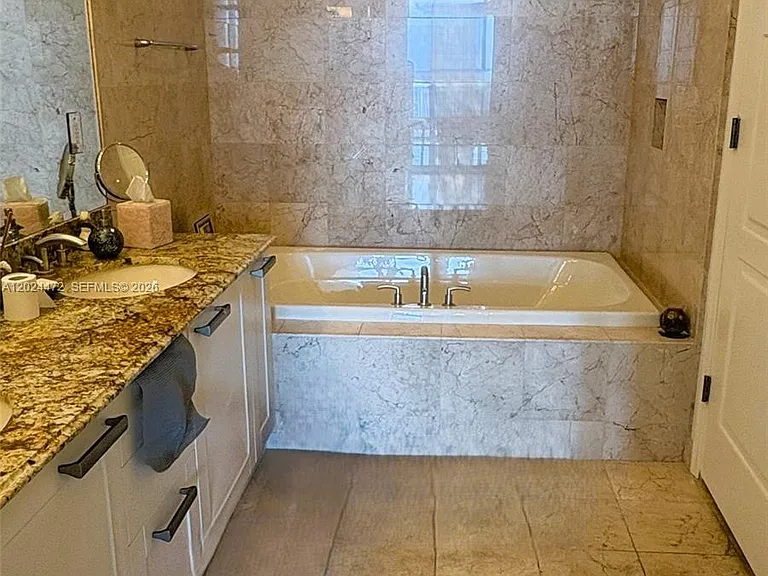 3333 NE 32nd Ave #1207 — Photo 17