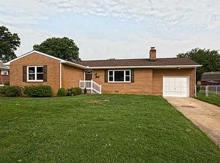 26 Lewallen Dr, Newport News, VA 23608