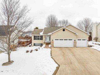 3281 Edmonton Drive, Sun Prairie, WI, 53590