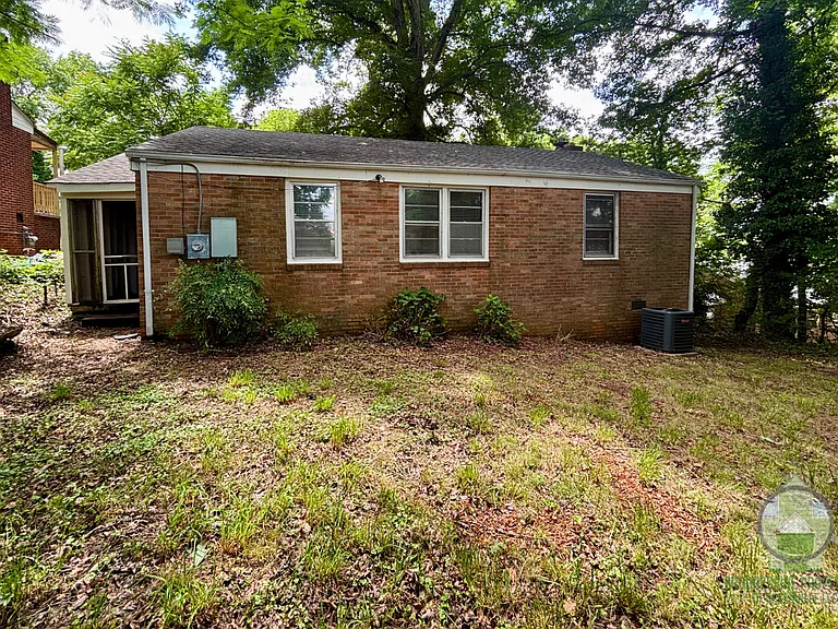 206 Von Hollen Dr — Photo 13