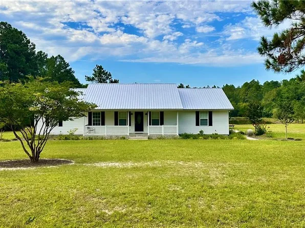 4525 Oak View Rd, Waycross, GA 31503