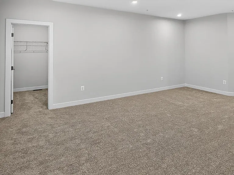 2542A Verona Pl — Photo 16