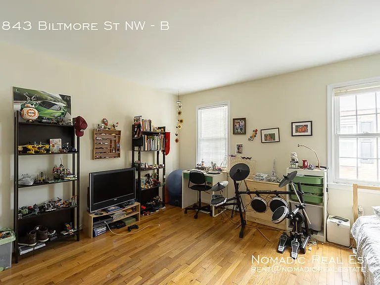 1843 Biltmore St NW #B — Photo 21