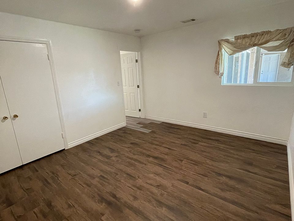 1st image of 24493 Myers Ave