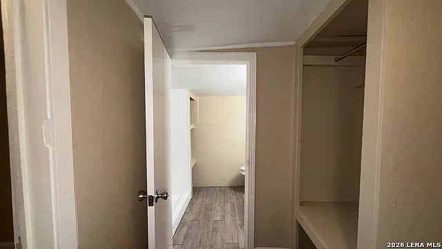 314 N Nueces #C — Photo 10