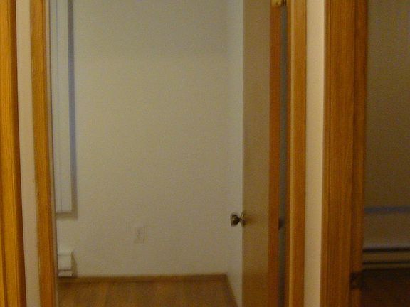 5th image of 905 18th St NE APT C