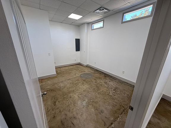 First bedroom with closet.