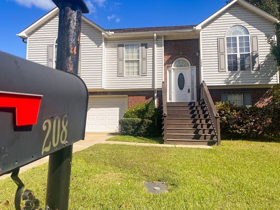 2nd image of 208 Timberwood Dr