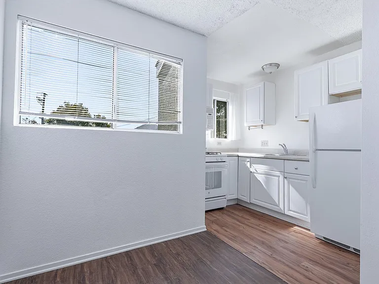124 Stenner St #A — Photo 2
