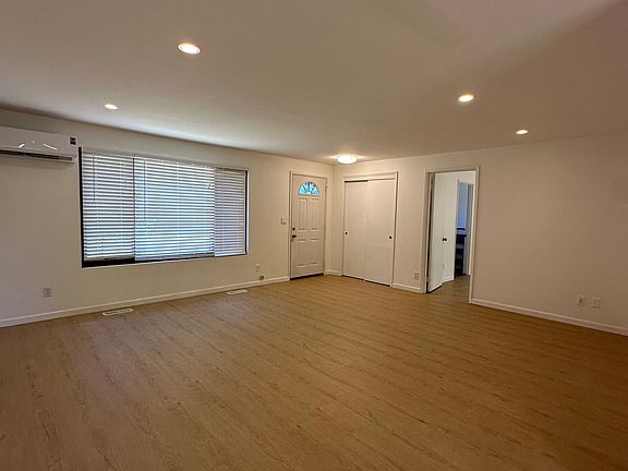 4th image of 4904 NE 9th St
