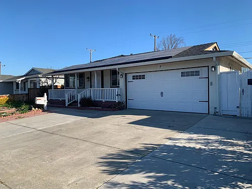 4715 Armour Dr Photo 1