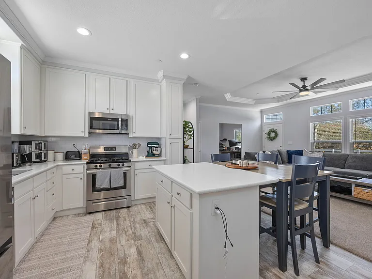 246 Cassou Rd — Photo 12