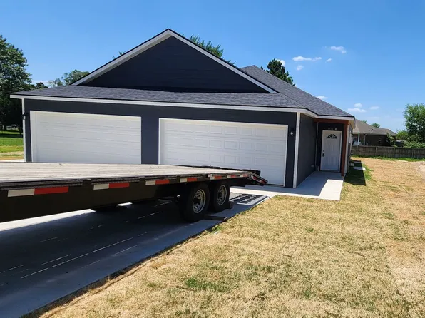 3114 Old Wire Rd #B, Springdale, AR 72764