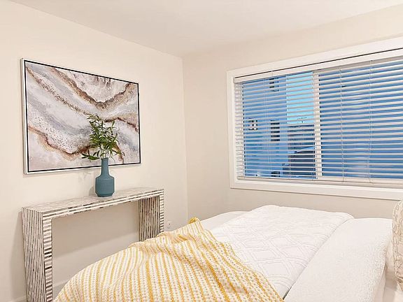 2nd image of 1250 W 37th St #4