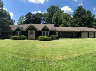 923 Chestnut St, Fremont, NC 27830