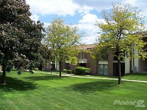 3rd image of 18352 University Park Dr