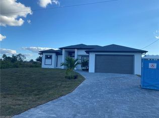 2605 30th St SW, Lehigh Acres, FL 33976