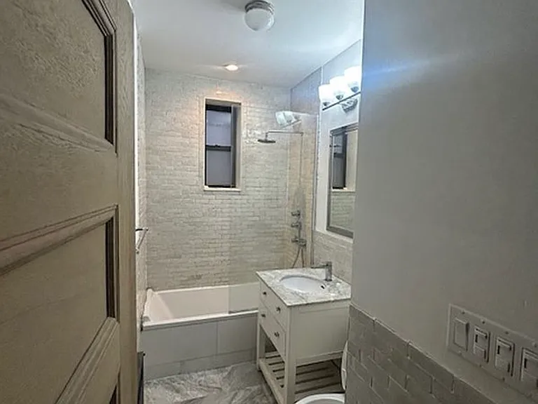 205 W 107th St #3W — Photo 8