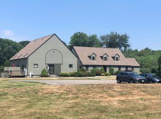 65 Montrose Dr, Stratham, NH 03885