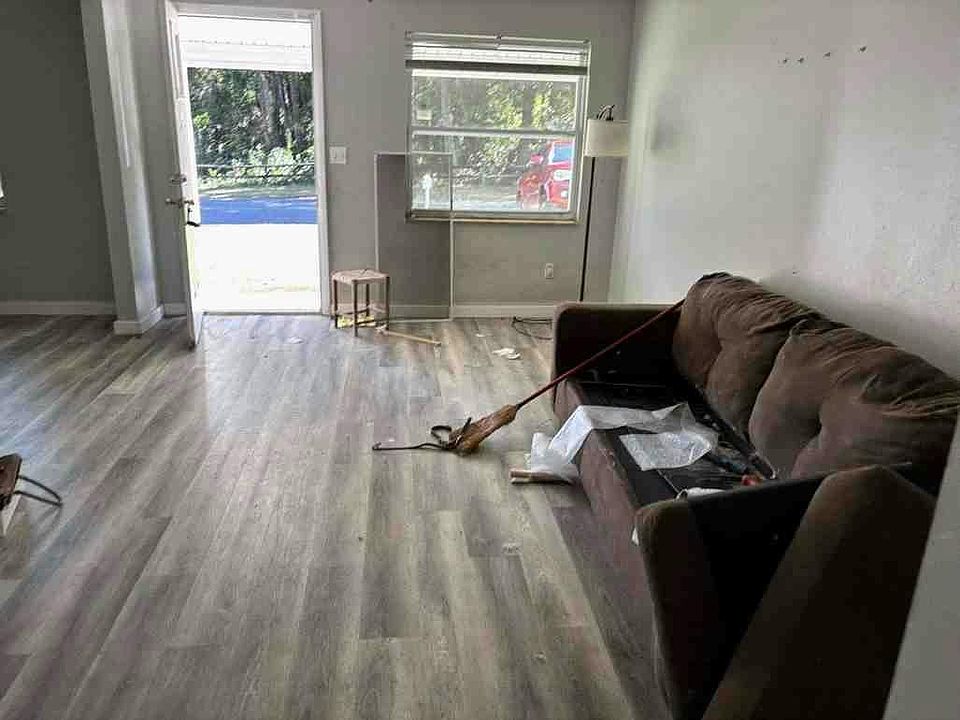 1st image of 238 Grande Vista St