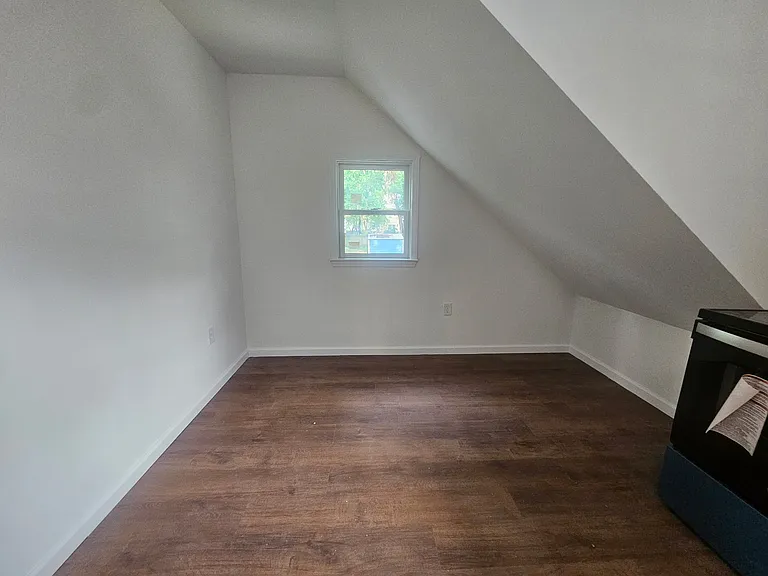 463 Cameron St SE #B — Photo 9