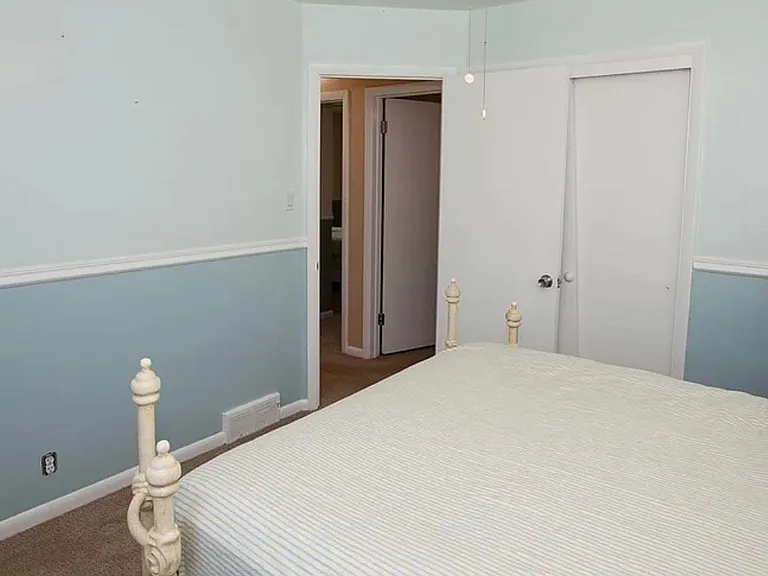 1416 Adams Cir — Photo 12