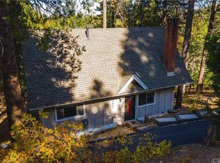 26663 Thunderbird Dr, Lake Arrowhead, CA 92352
