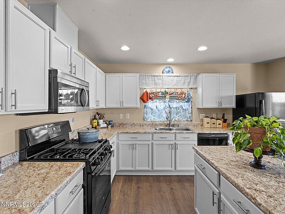 3rd image of 7935 Key Largo Dr