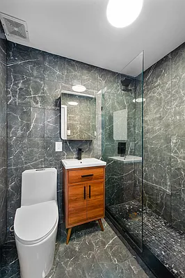 Rented by Compass | media 13