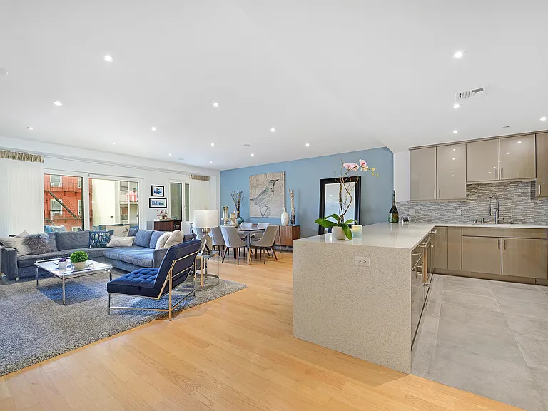 120 Park Ave #2 — Photo 17
