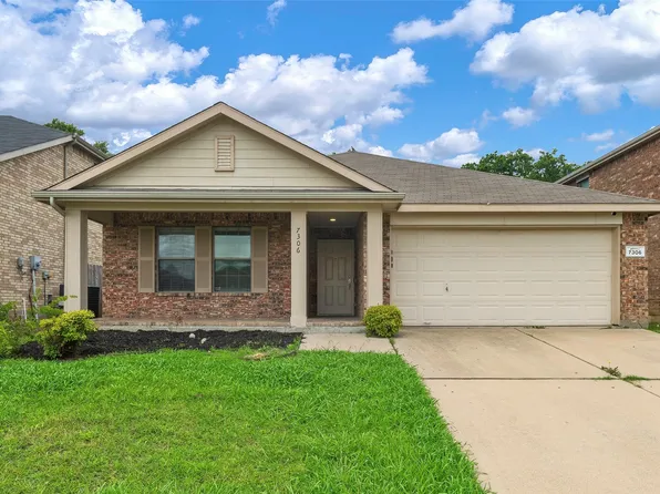 7306 Fossil Creek Dr, Arlington, TX 76002