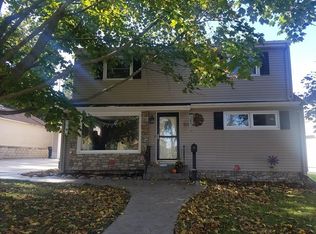 819 Detroit St, Sheboygan Falls, WI 53085