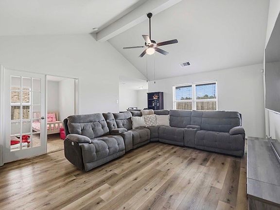 4th image of 5123 Breezy Parke Ln