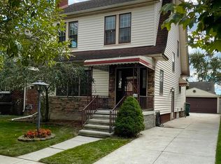 963 Winchester Ave, Lincoln Park, MI 48146