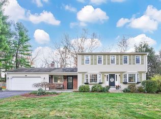 196 Cambridge Cir, Longmeadow, MA 01106