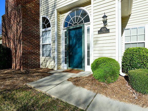 3rd image of 1513 Settlers Walk Ln SW