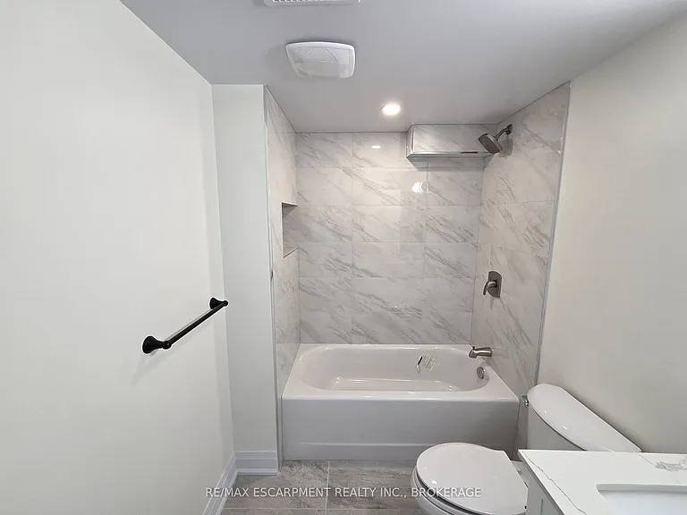 12 Ferndale Ave — Photo 11
