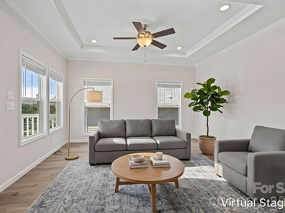 4th image of 135 Bellamy Rd