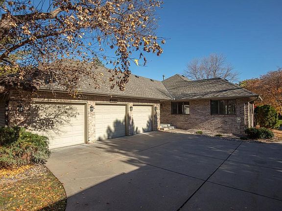 4th image of 2213 Ferris Ln #38