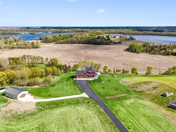 2nd image of 1744 County Road 7 NW