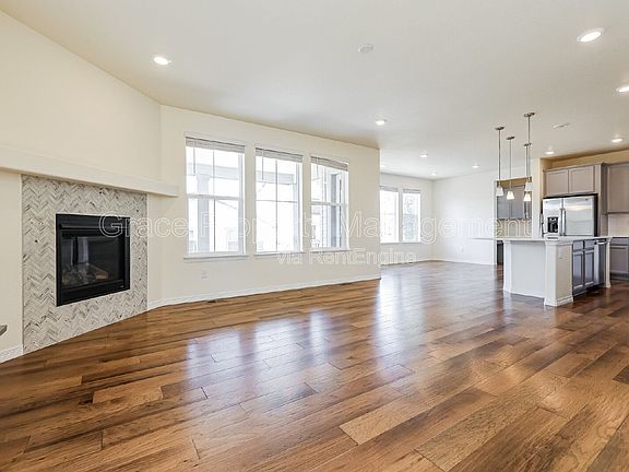 3rd image of 808 Byrd Dr