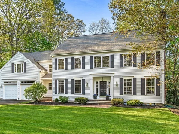 264 Wellesley Ave, Wellesley, MA 02481