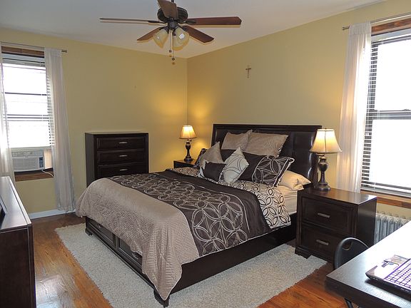 3rd image of 16015 Powells Cove Blvd APT D202