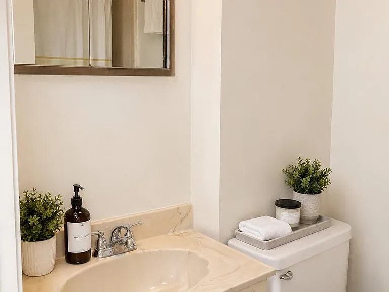 1008 Spruce St #20-5-1 — Photo 5