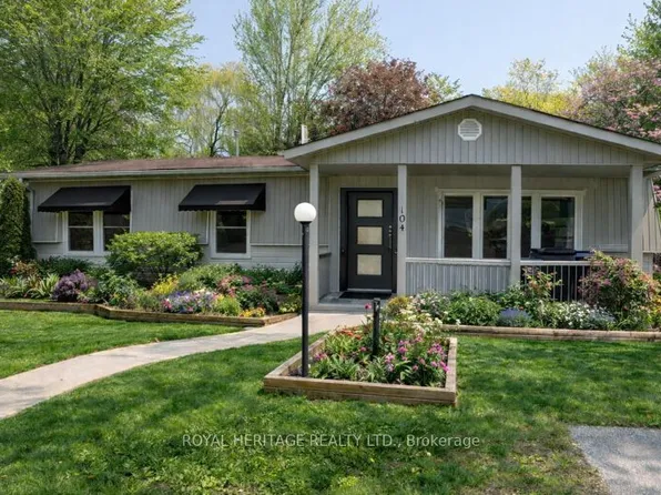 104 Linden Ln, Innisfil, ON L9S 1N4